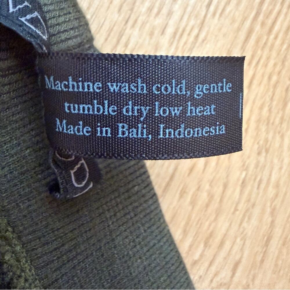 Indah dark green mid rise stretch Flare lounge Pants size small - Picture 10 of 13